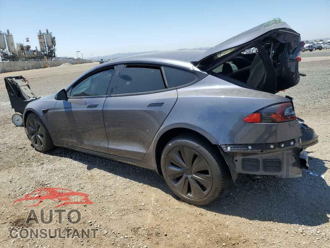 TESLA MODEL S 2021 - 5YJSA1E56MF428128