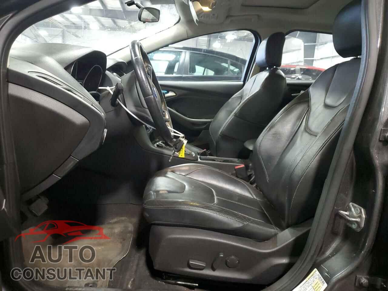FORD FOCUS 2016 - 1FADP3F27GL216059