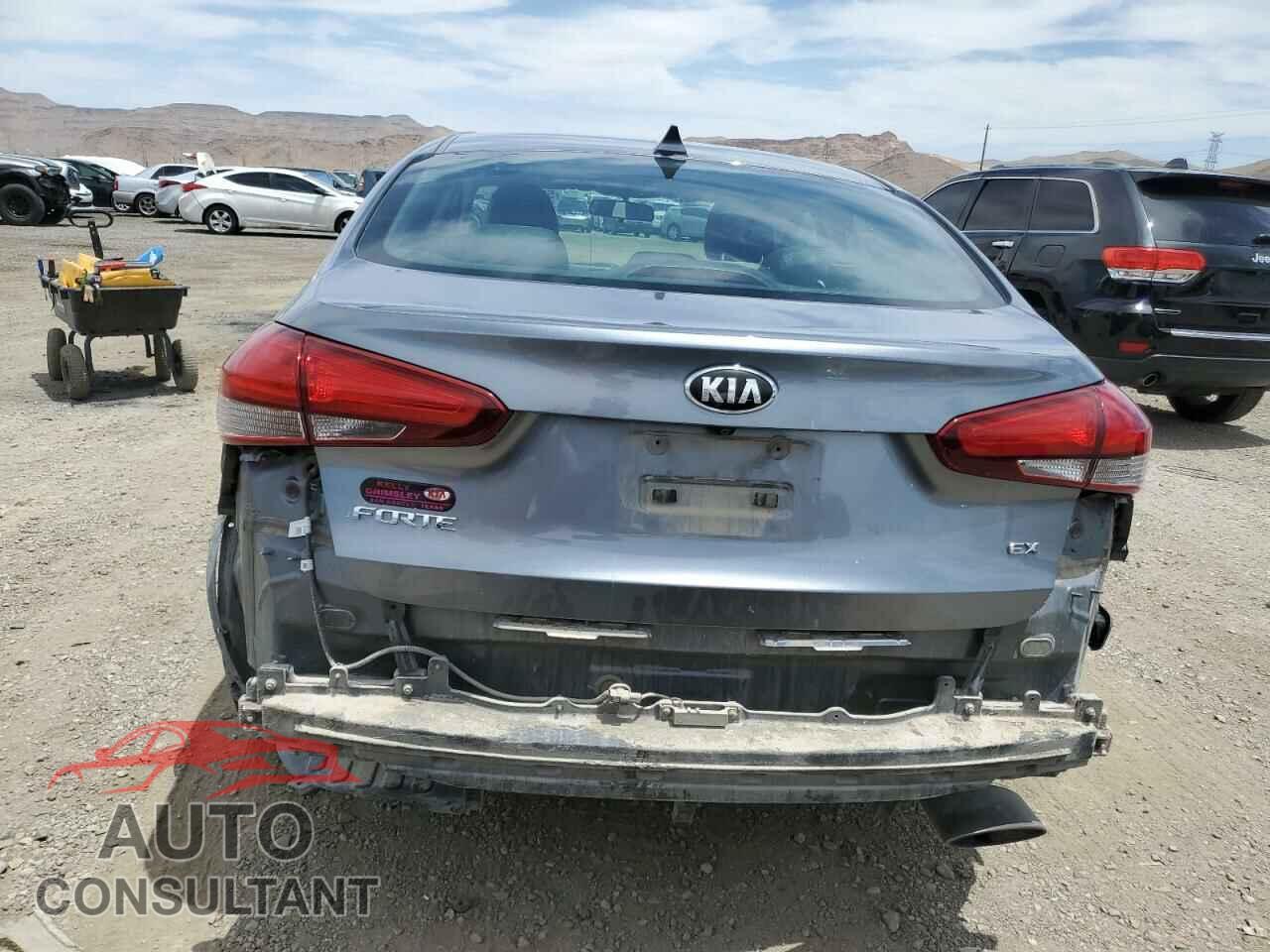 KIA FORTE 2017 - 3KPFL4A88HE007035