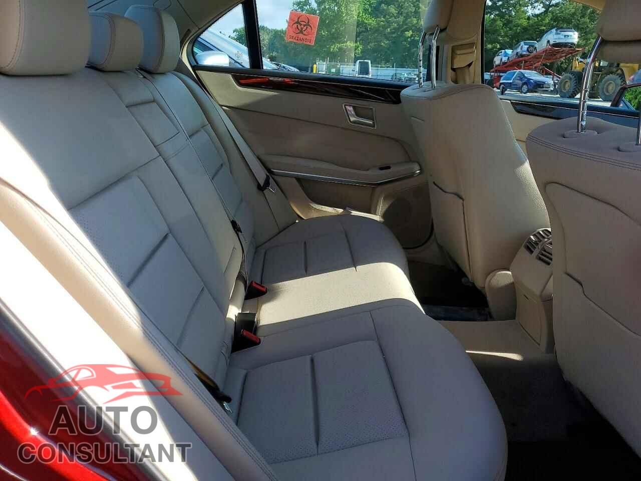 MERCEDES-BENZ E-CLASS 2014 - WDDHF5KB0EB057152