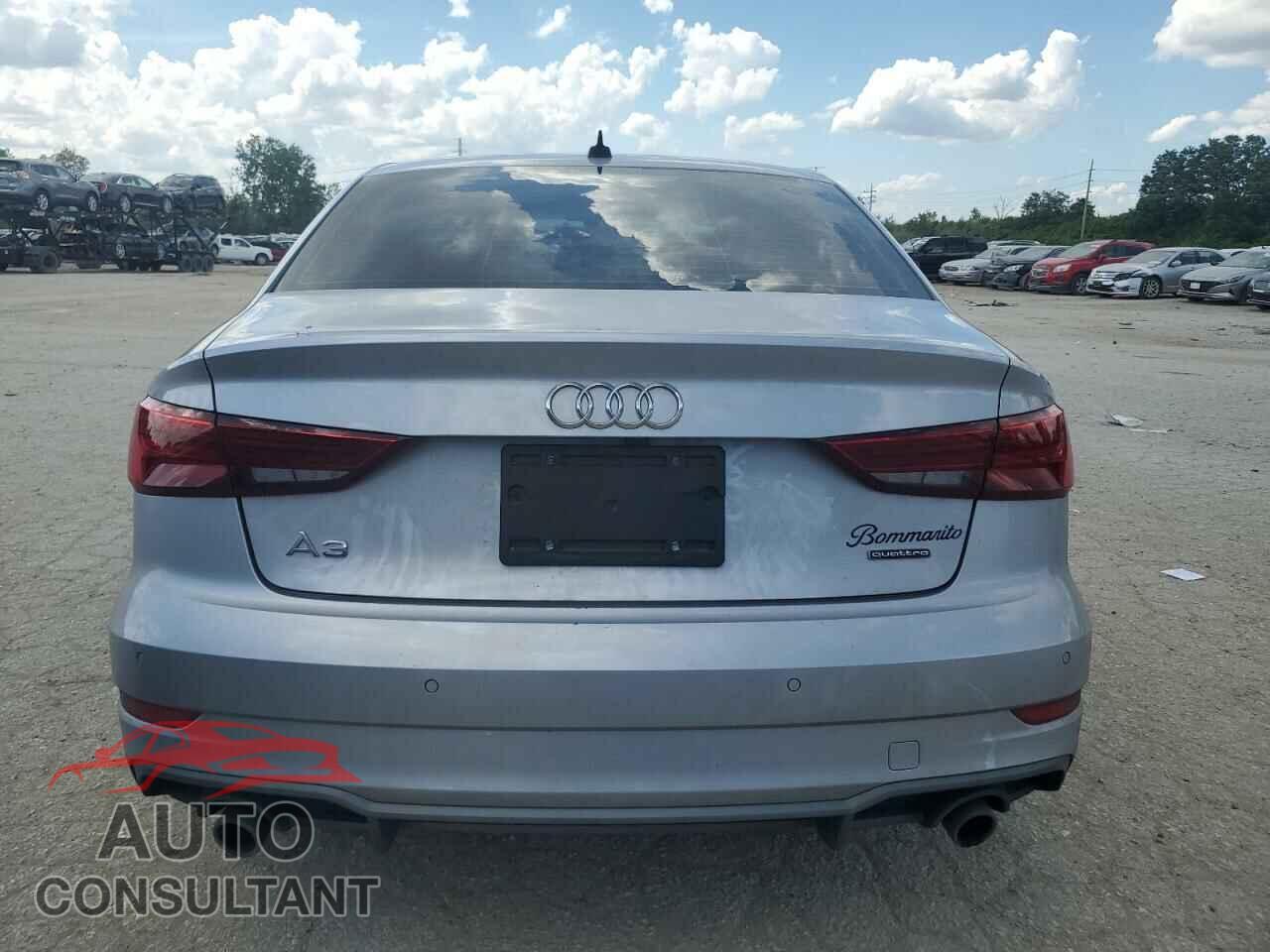 AUDI A3 2019 - WAUJEGFF8KA113439