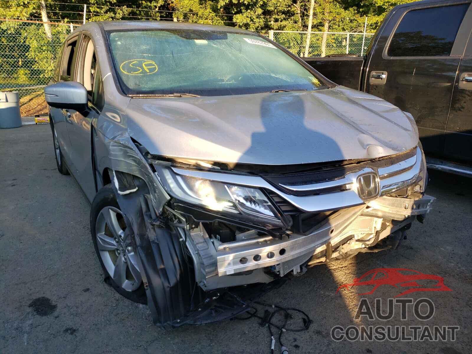 HONDA ODYSSEY 2018 - 5FNRL6H72JB007151