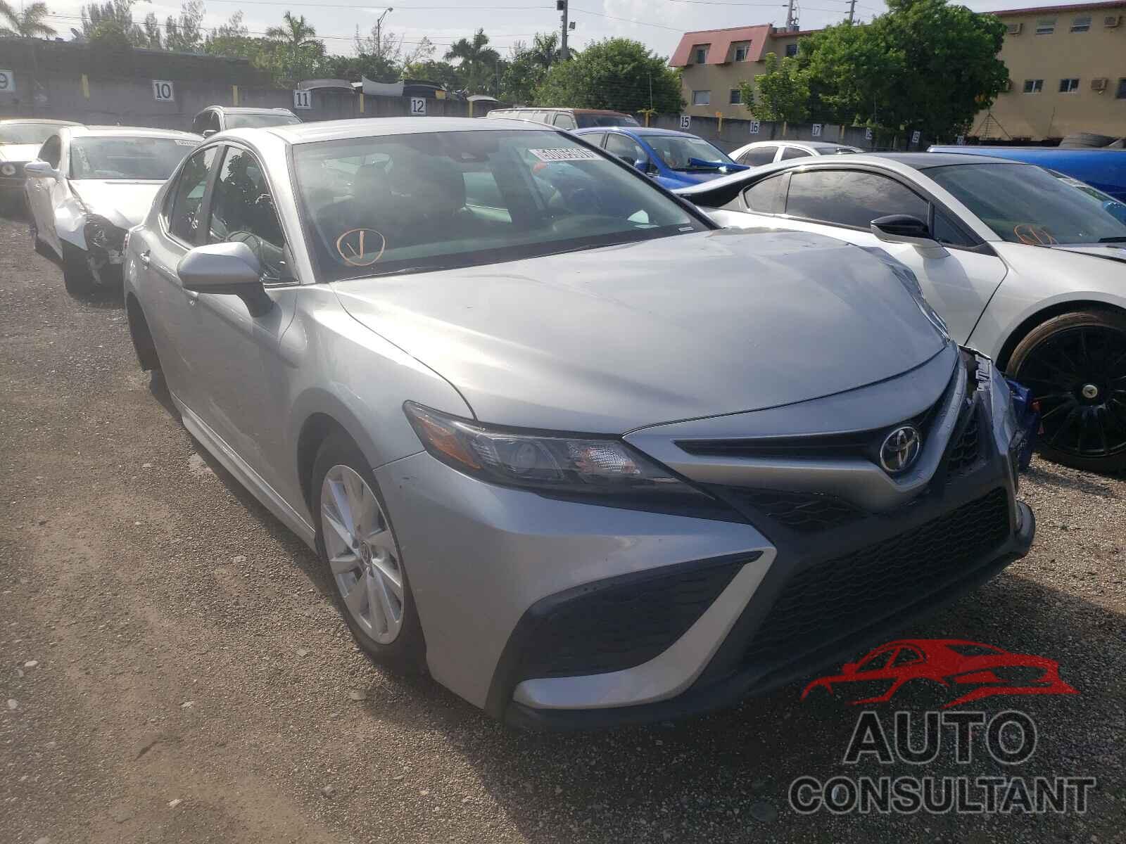 TOYOTA CAMRY 2021 - 4T1G11AK7MU419491