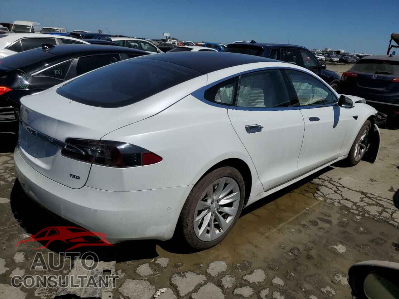 TESLA MODEL S 2018 - 5YJSA1E23JF258473