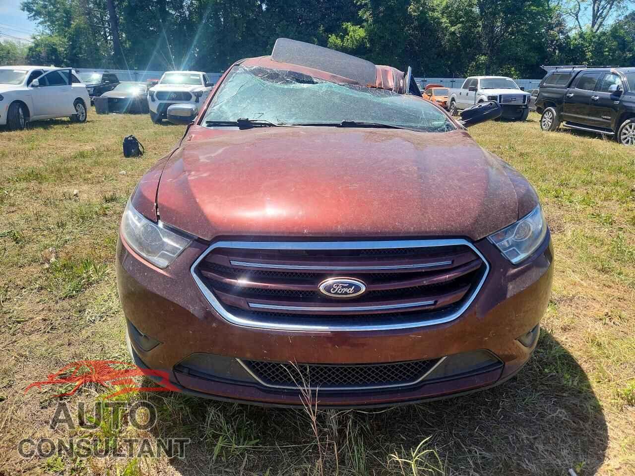 FORD TAURUS 2016 - 1FAHP2F82GG101636