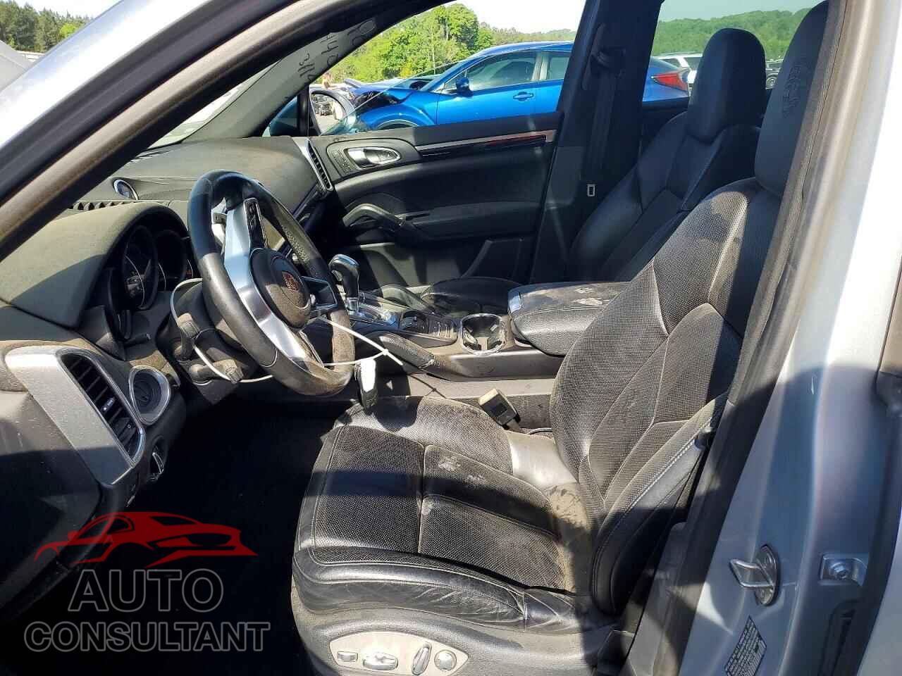 PORSCHE CAYENNE 2016 - WP1AA2A21GLA10136