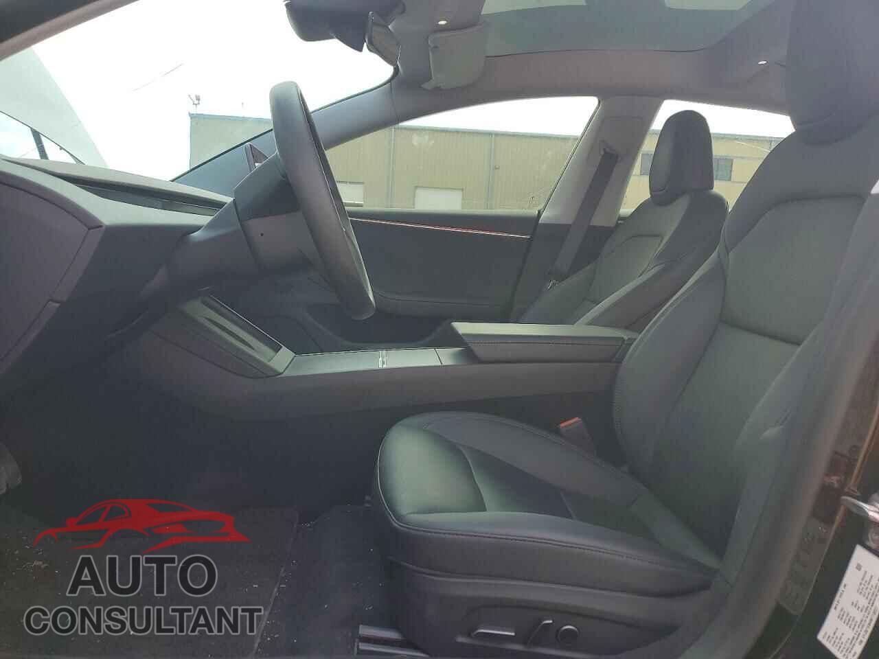 TESLA MODEL 3 2024 - 5YJ3E1EB4RF718227