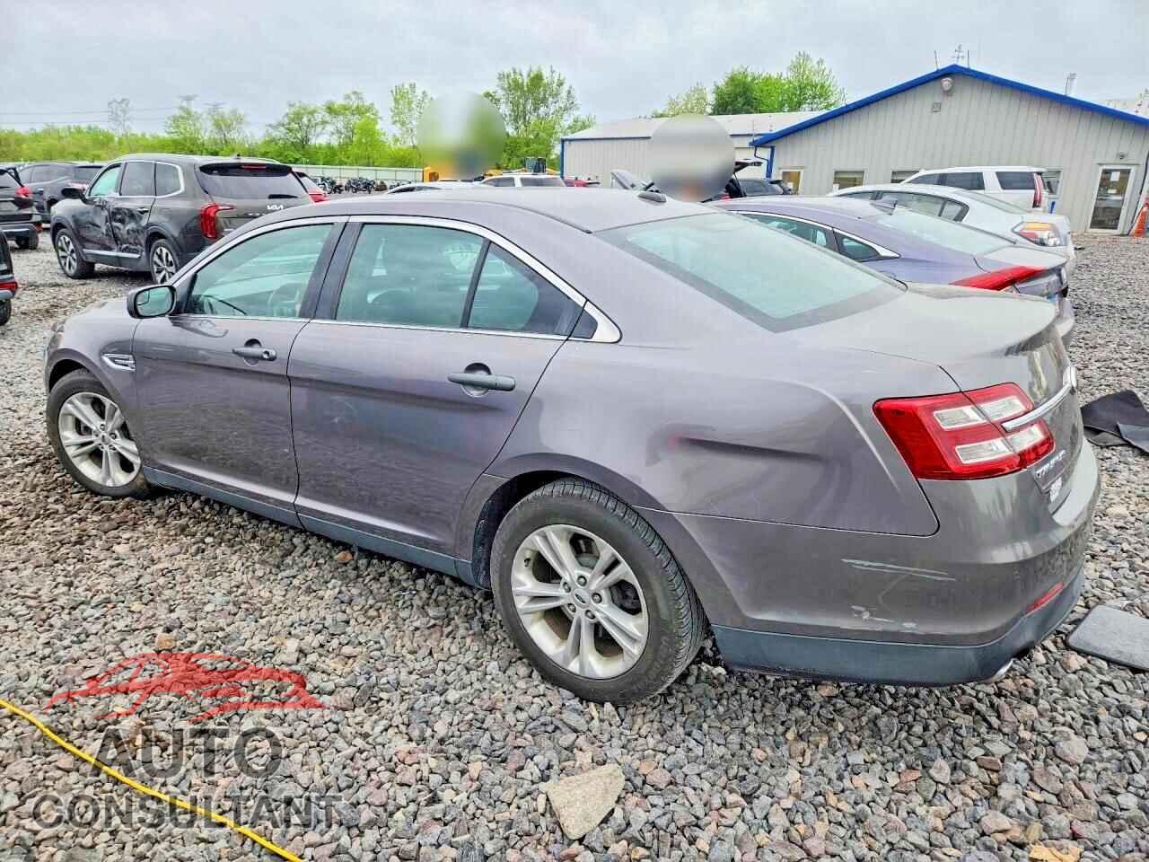 FORD TAURUS 2013 - 1FAHP2E89DG166237