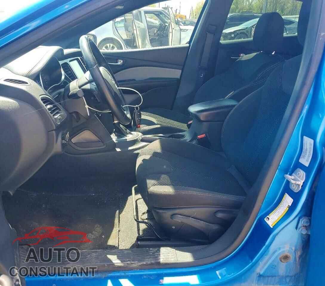 DODGE DART 2015 - 1C3CDFBB4FD267103