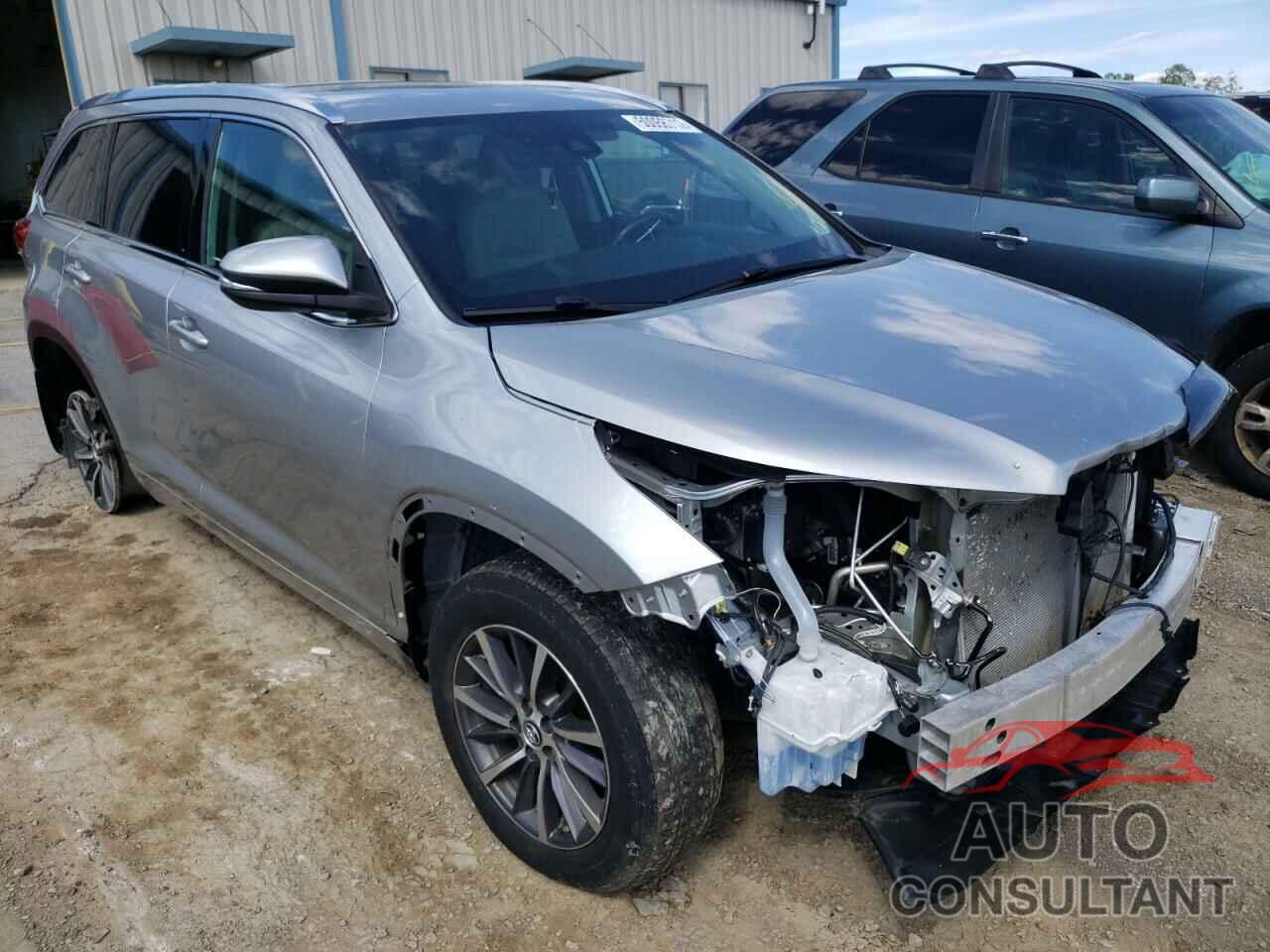 TOYOTA HIGHLANDER 2018 - 5TDJZRFH4JS535942