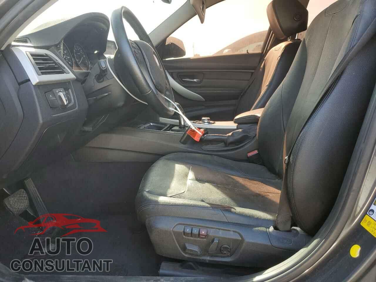 BMW 3 SERIES 2012 - WBA3A5C57CF256875