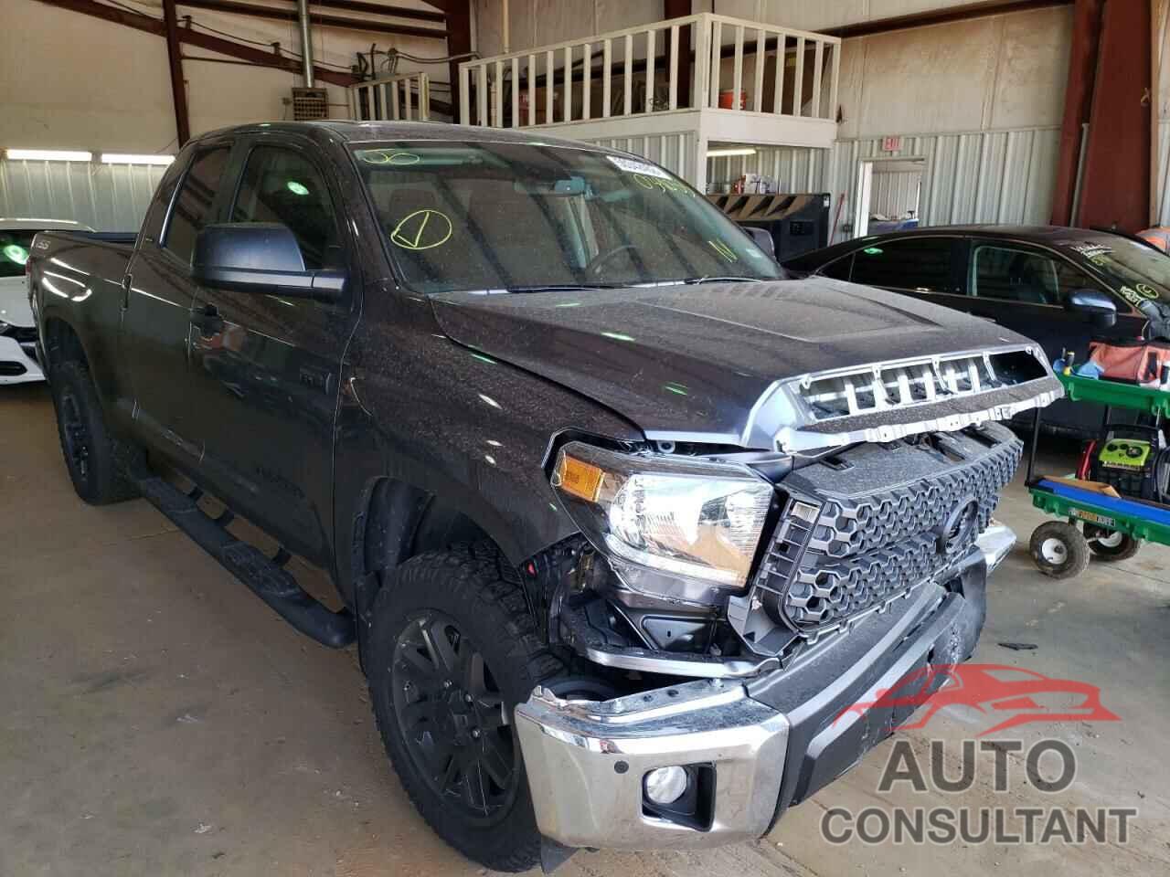 TOYOTA TUNDRA 2021 - 5TFUY5F18MX039083