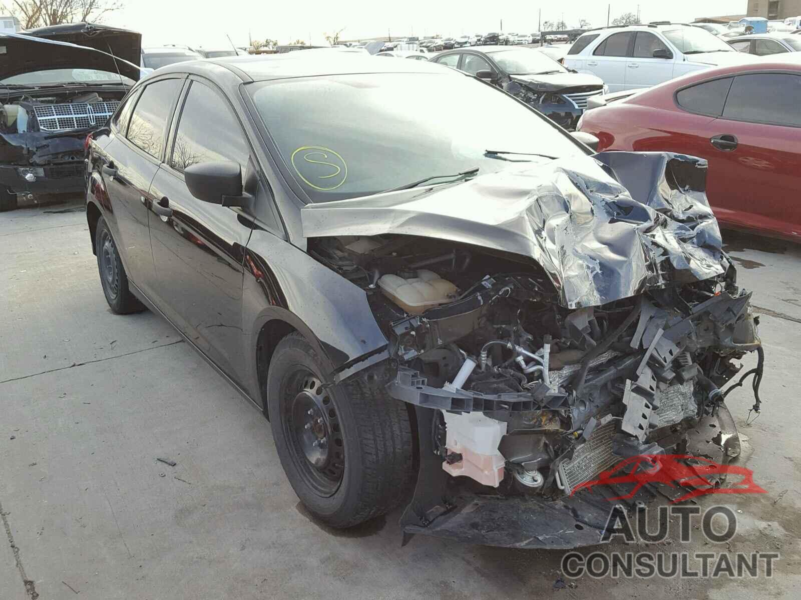 FORD FOCUS 2015 - 1FADP3E20FL293355