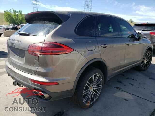 PORSCHE CAYENNE 2016 - WP1AB2A29GLA94543