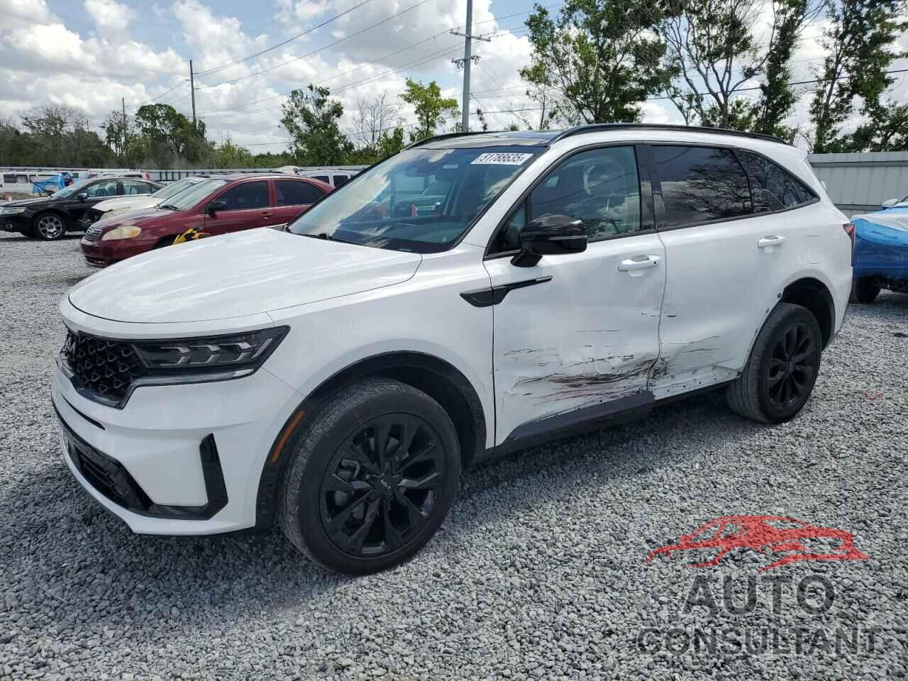 KIA SORENTO 2023 - 5XYRKDLF8PG189820