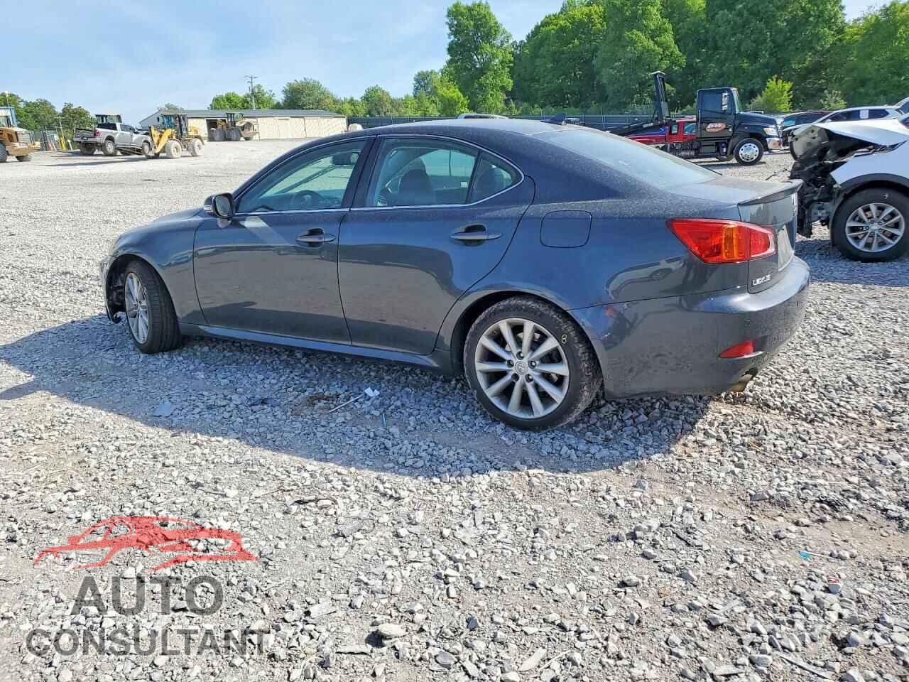 LEXUS IS 2009 - JTHCK262495028734