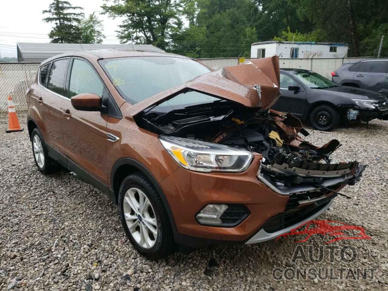 FORD ESCAPE 2017 - 1FMCU9GD4HUD17309