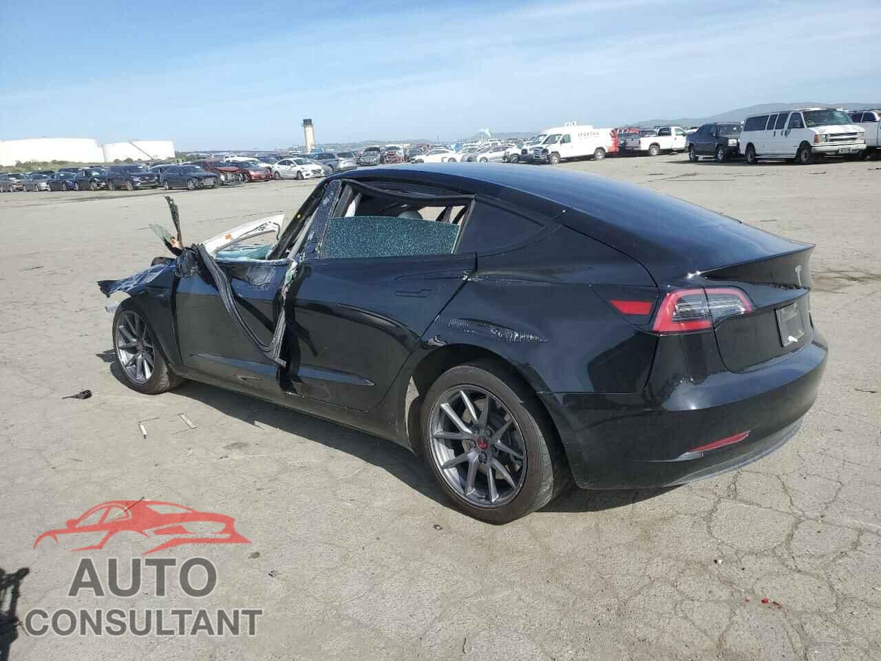 TESLA MODEL 3 2023 - 5YJ3E1EA8PF467345