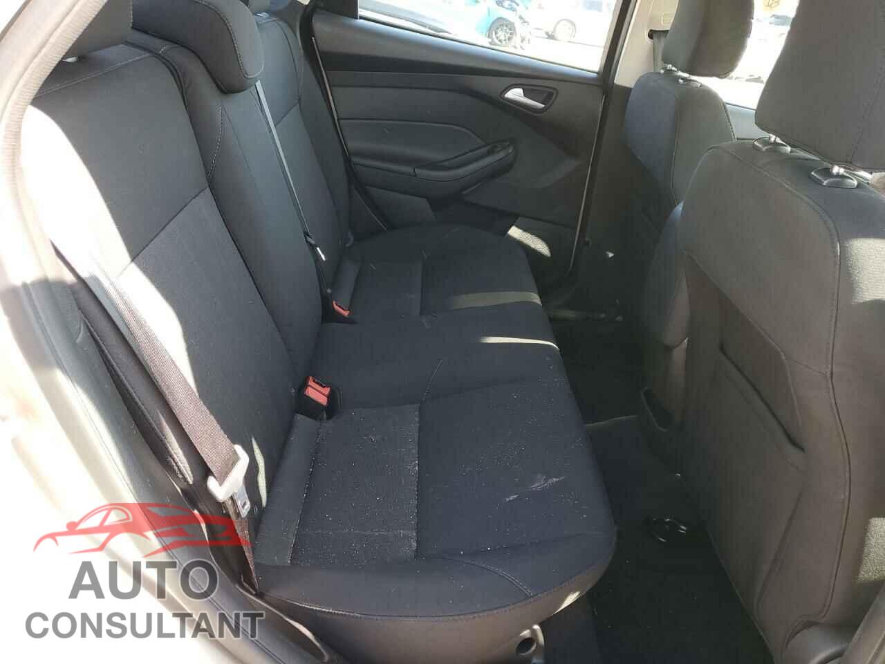 FORD FOCUS 2017 - 1FADP3F2XHL210113