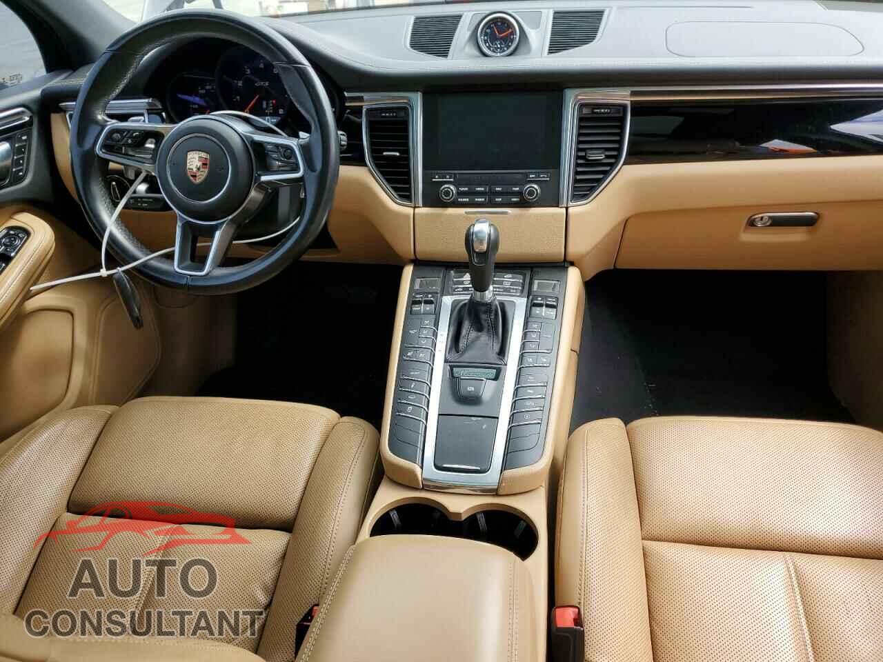 PORSCHE MACAN 2017 - WP1AG2A52HLB54577