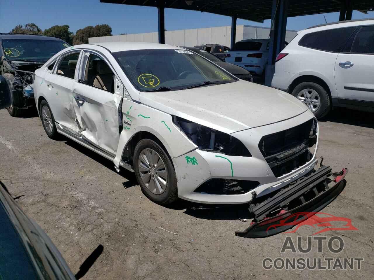 HYUNDAI SONATA 2016 - KMHE24L17GA015123