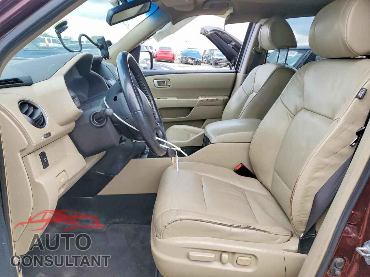 HONDA PILOT 2011 - 5FNYF3H53BB037244