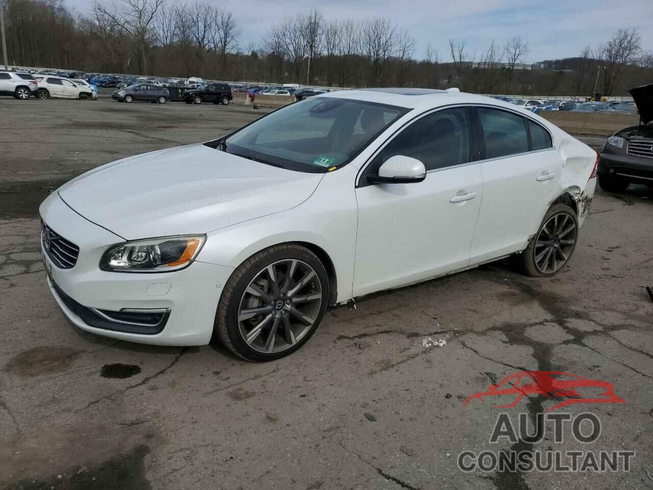 VOLVO S60 2015 - YV149MFM2F1334052