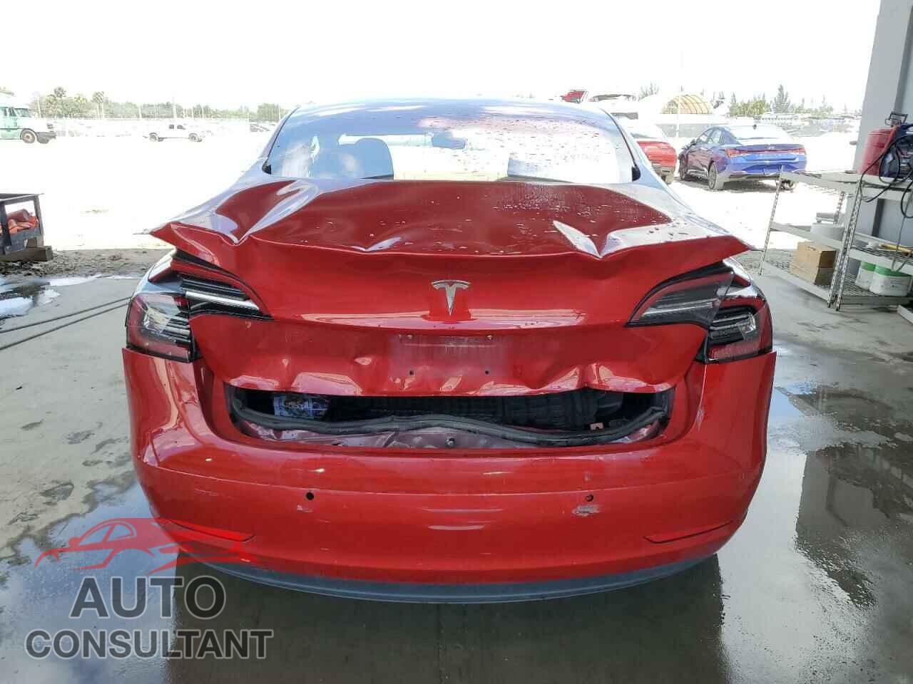 TESLA MODEL 3 2018 - 5YJ3E1EA5JF015425