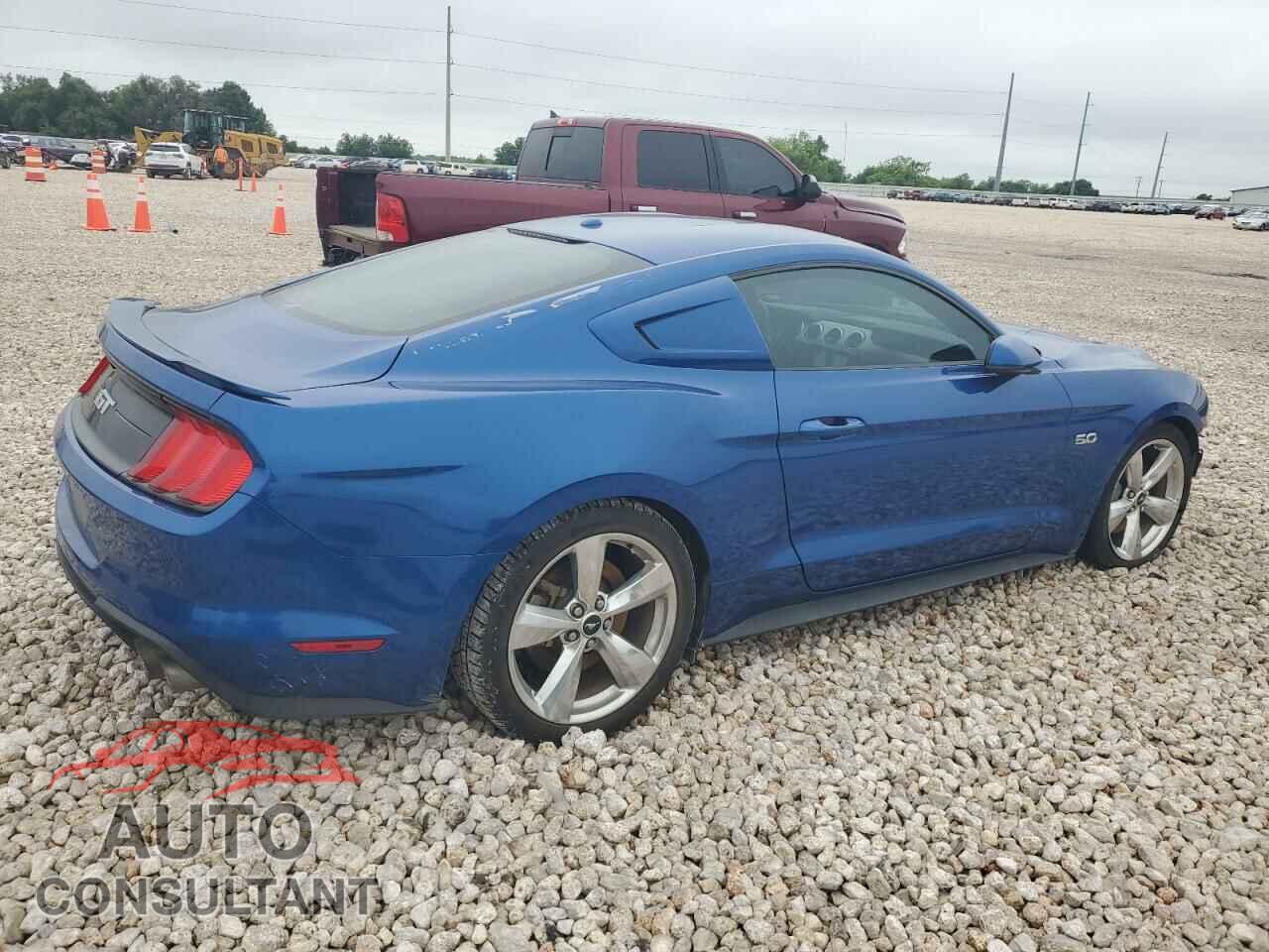 FORD MUSTANG 2018 - 1FA6P8CF5J5113747