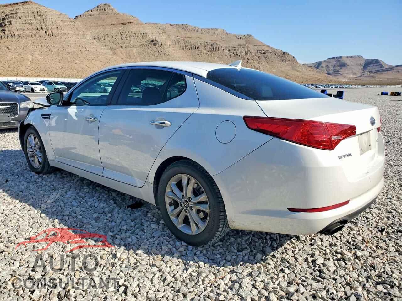 KIA OPTIMA 2011 - KNAGN4A75B5045201