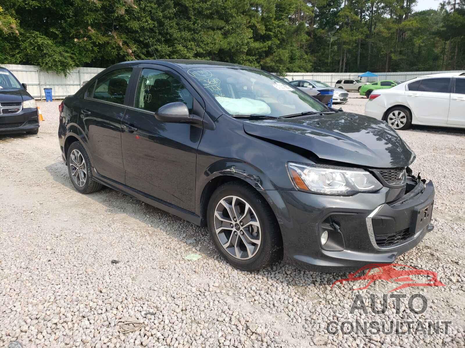 CHEVROLET SONIC 2018 - 1G1JD5SHXJ4123400