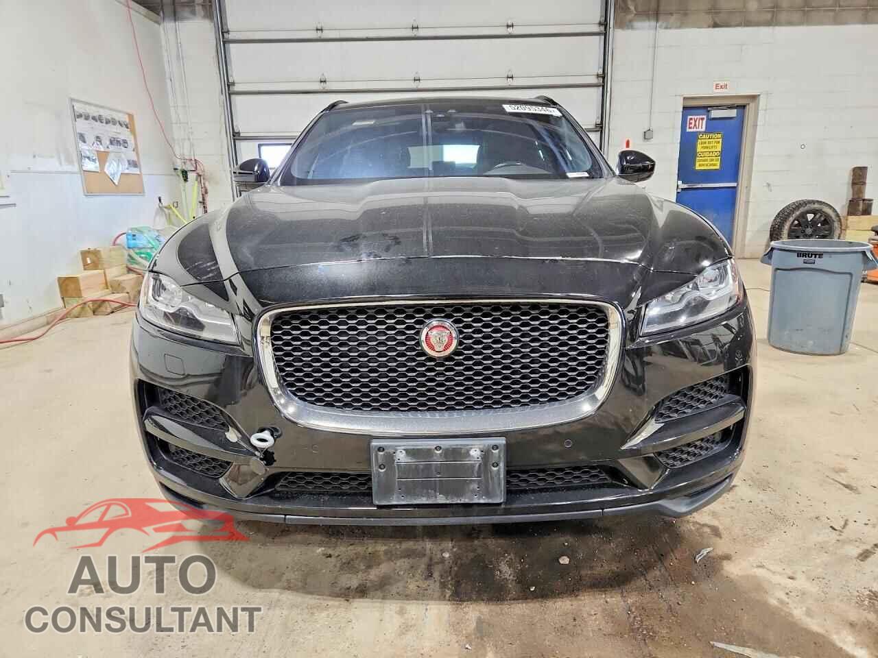 JAGUAR F-PACE 2017 - SADCK2BV4HA068002