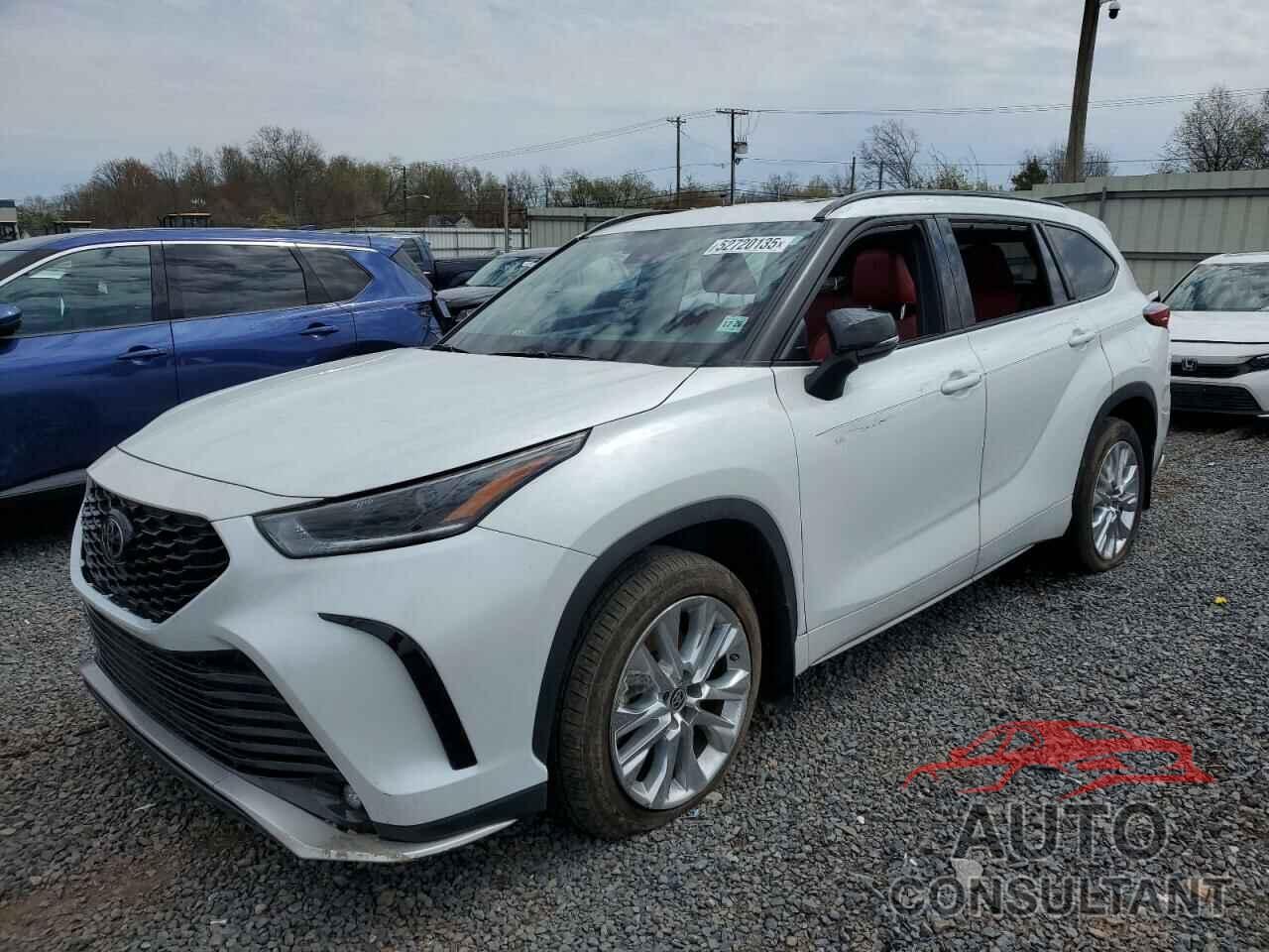 TOYOTA HIGHLANDER 2022 - 5TDJZRBH9NS205547