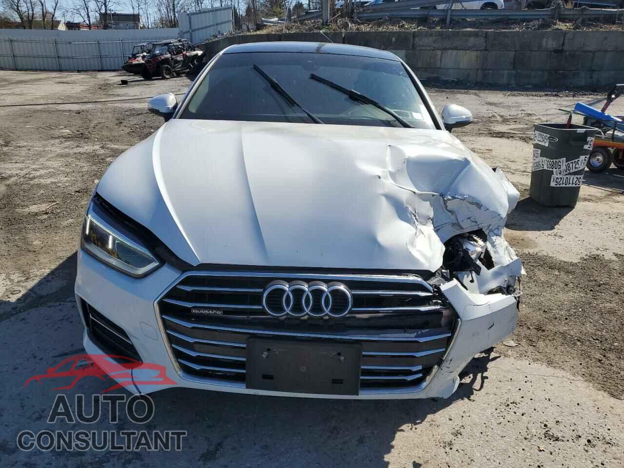 AUDI A5 2019 - WAUANCF57KA044405