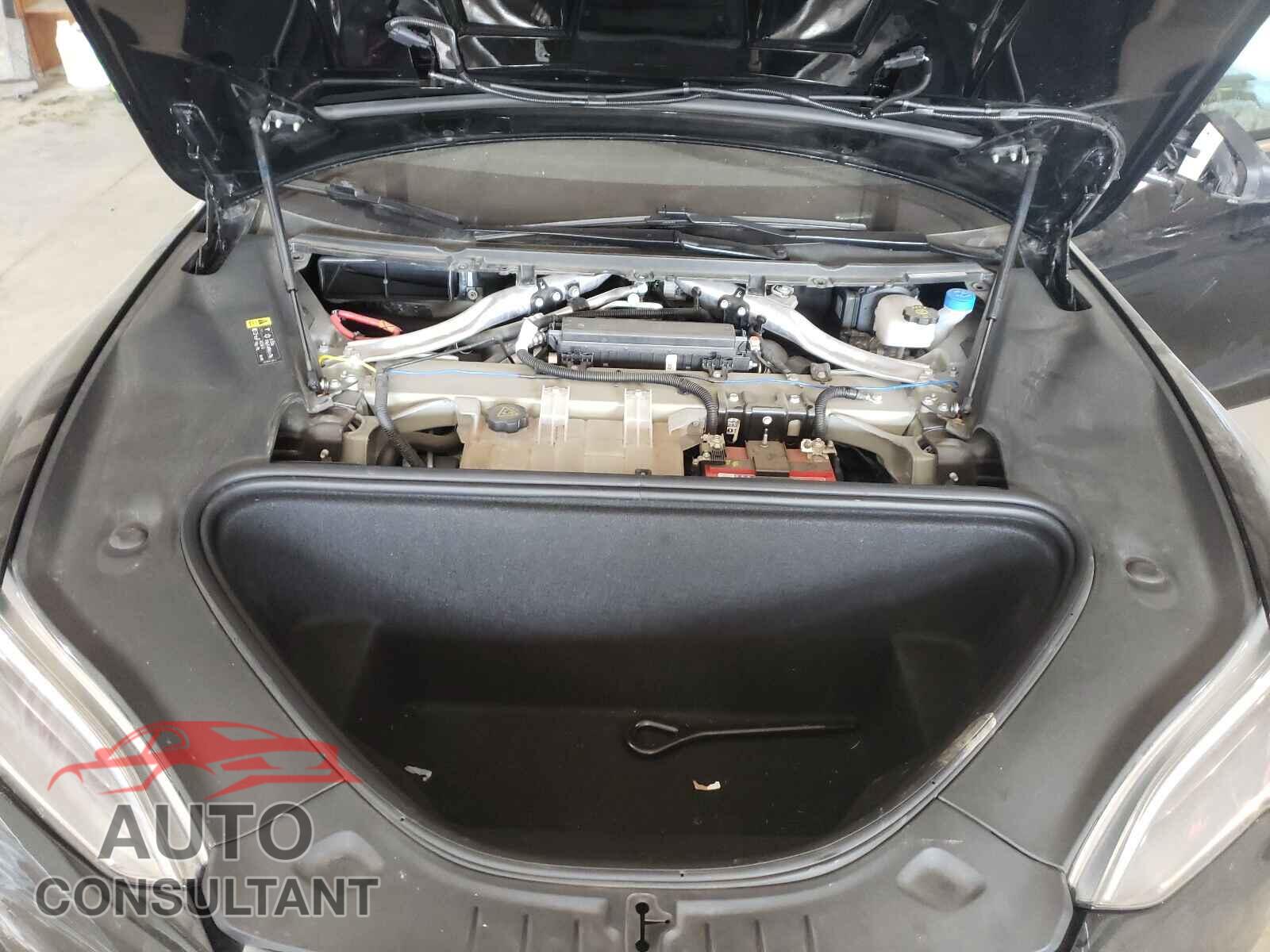 TESLA MODEL S 2018 - 5YJSA1E20JF280897