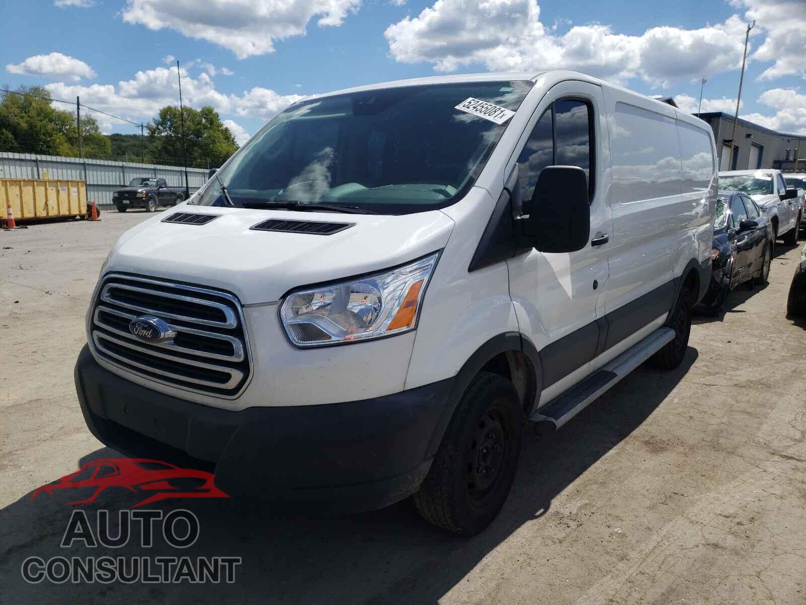 FORD TRANSIT CO 2019 - 1FTYR1YM4KKB20218