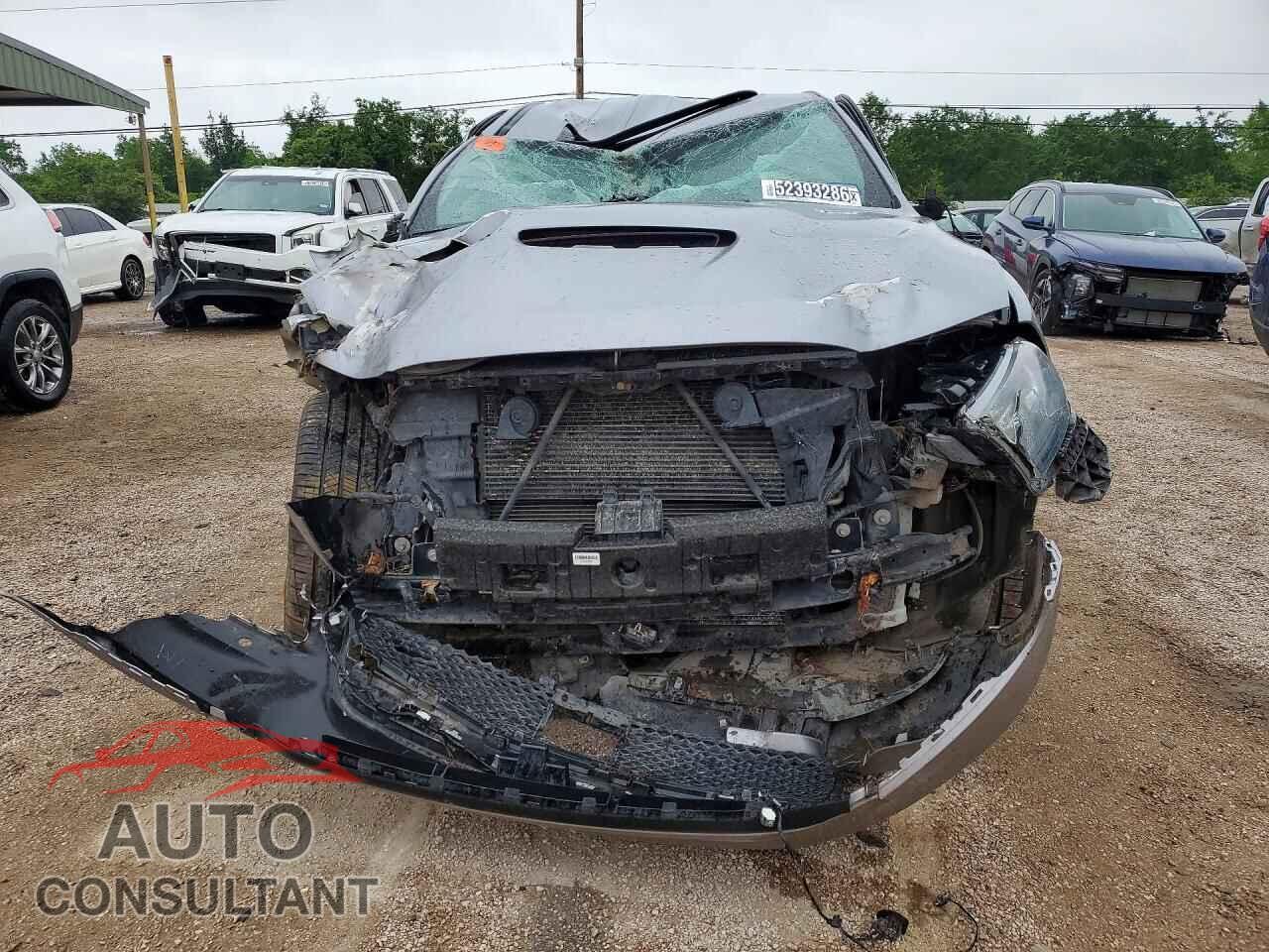 DODGE DURANGO 2018 - 1C4SDHCT8JC218799