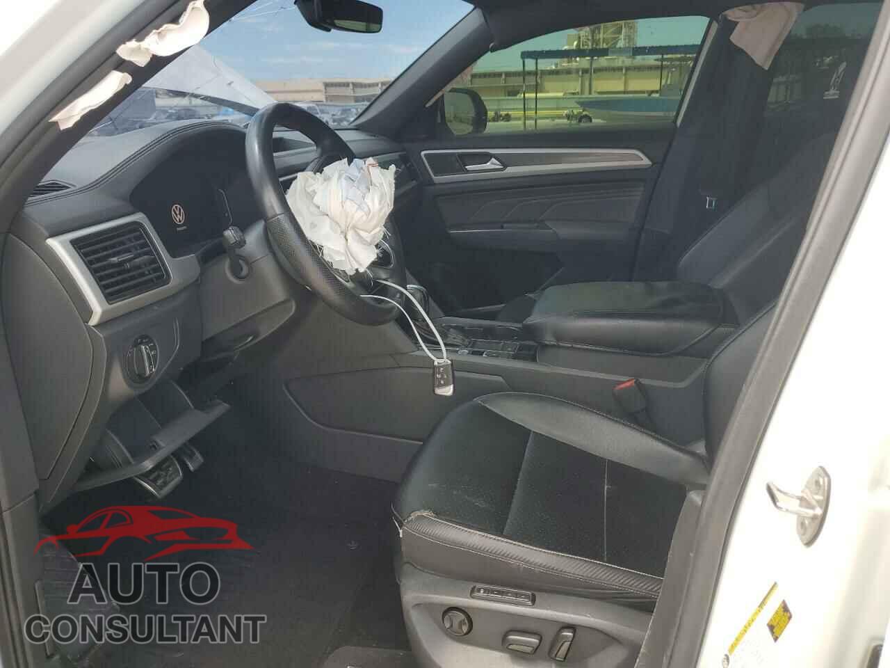 VOLKSWAGEN ATLAS 2021 - 1V2CE2CA9MC221744