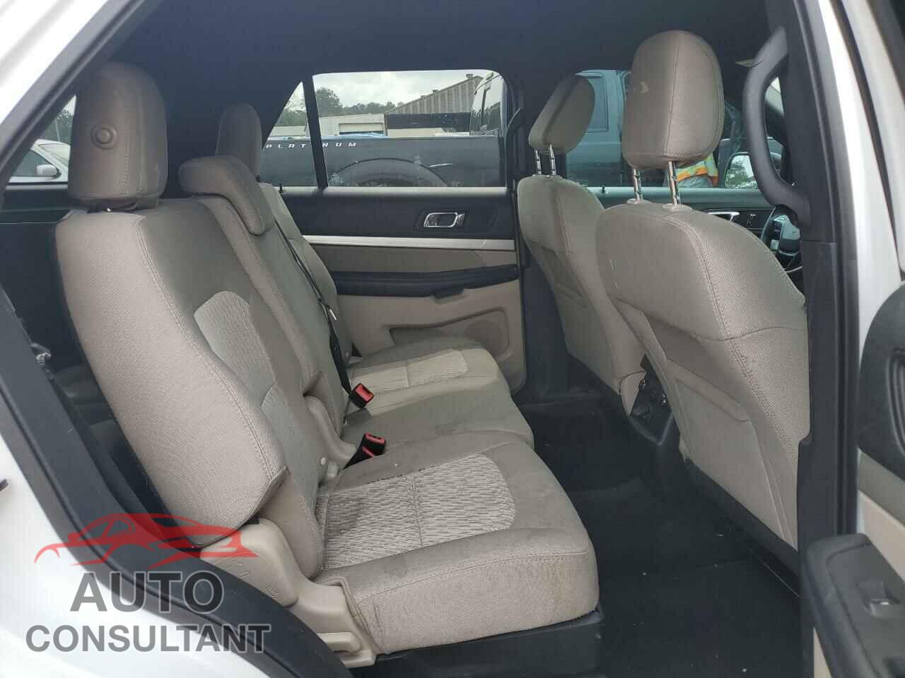 FORD EXPLORER 2018 - 1FM5K7B84JGB88179
