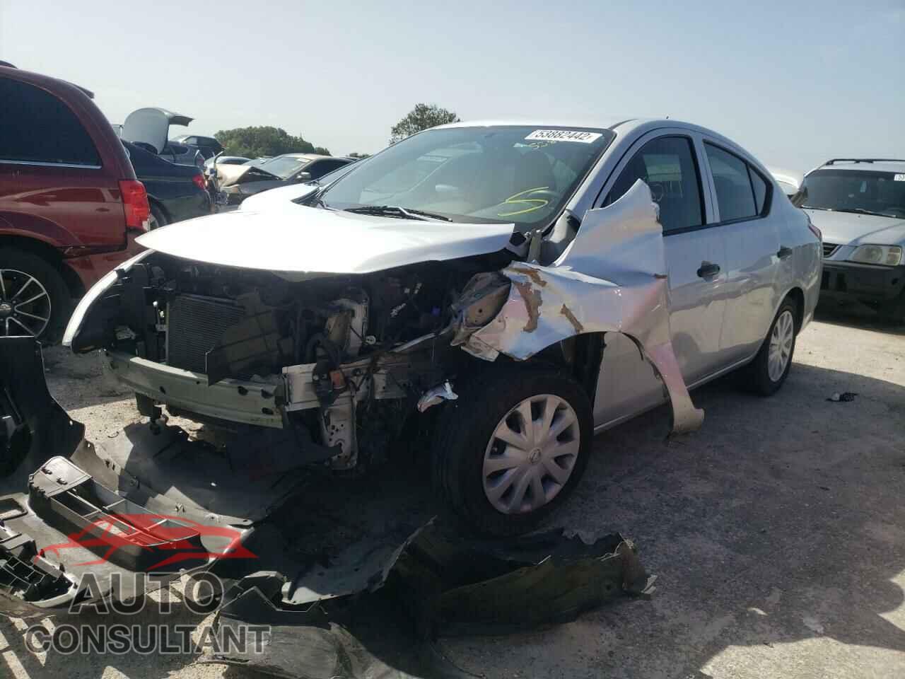 NISSAN VERSA 2019 - 3N1CN7AP3KL823176