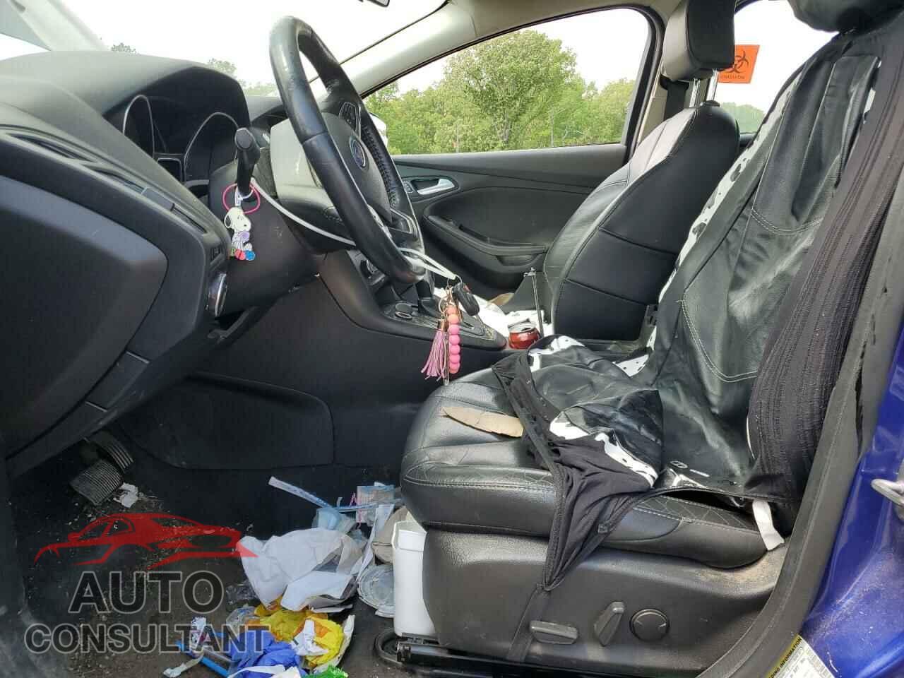 FORD FOCUS 2015 - 1FADP3F23FL356012
