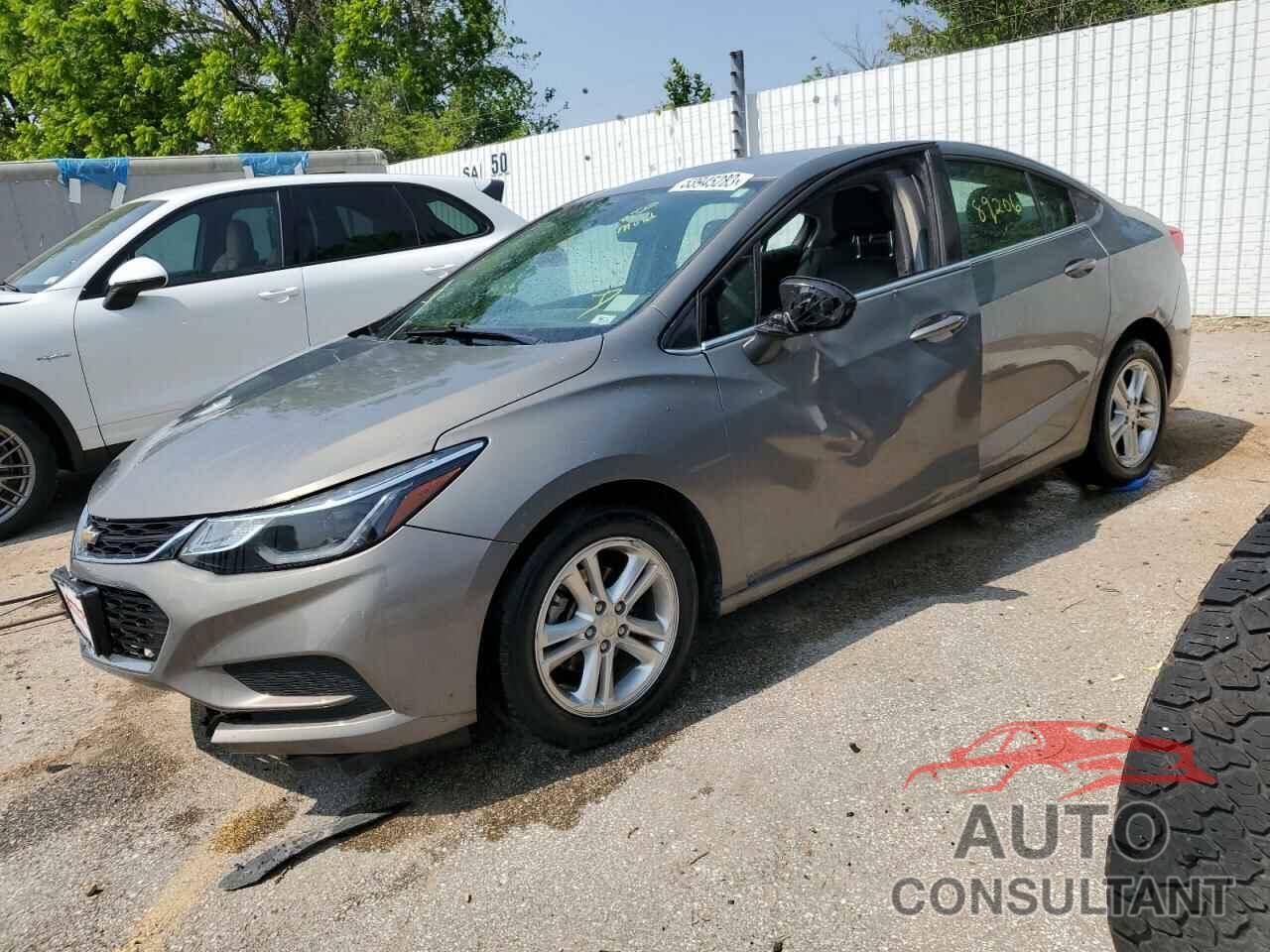 CHEVROLET CRUZE 2017 - 1G1BE5SM3H7192629