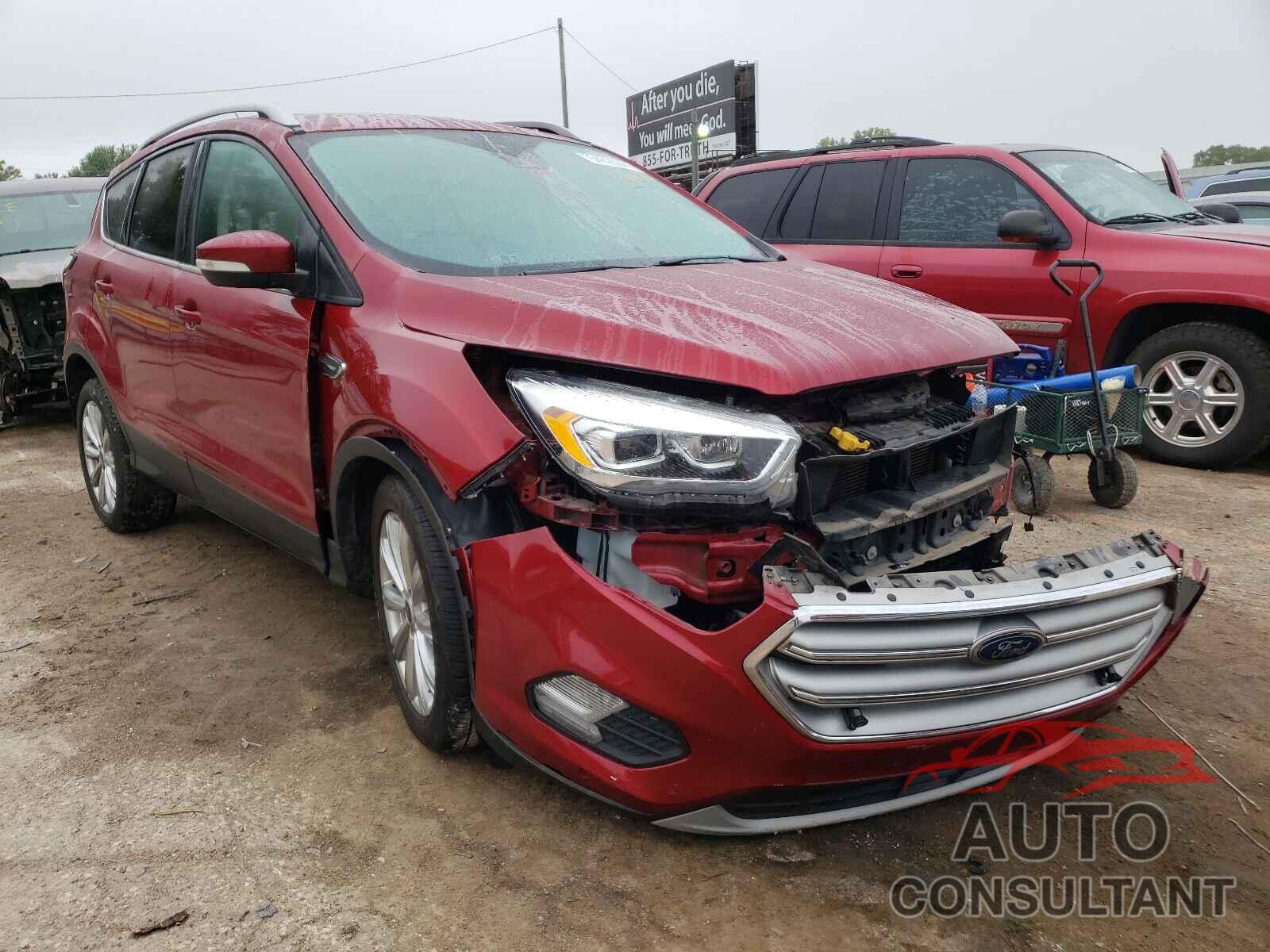 FORD ESCAPE 2017 - 1FMCU9JD4HUE08377