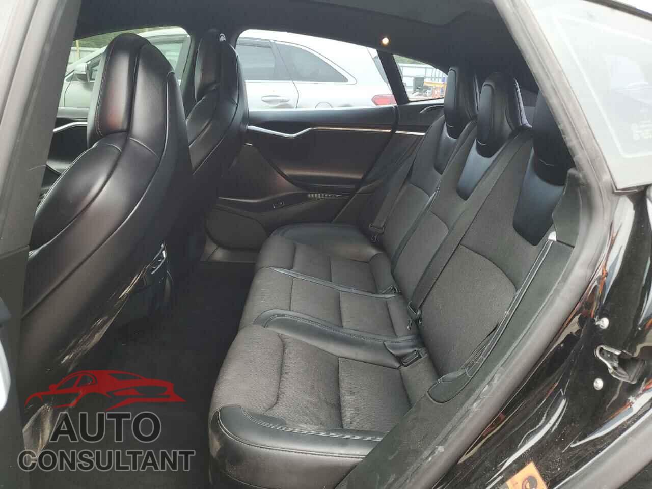 TESLA MODEL S 2018 - 5YJSA1E24JF248860