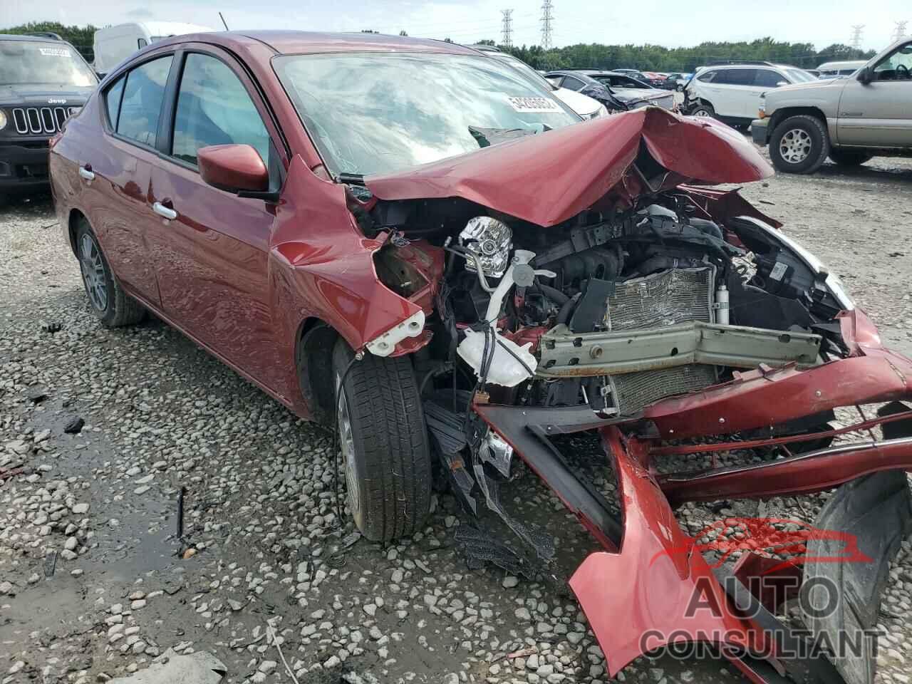 NISSAN VERSA 2018 - 3N1CN7AP3JL872909