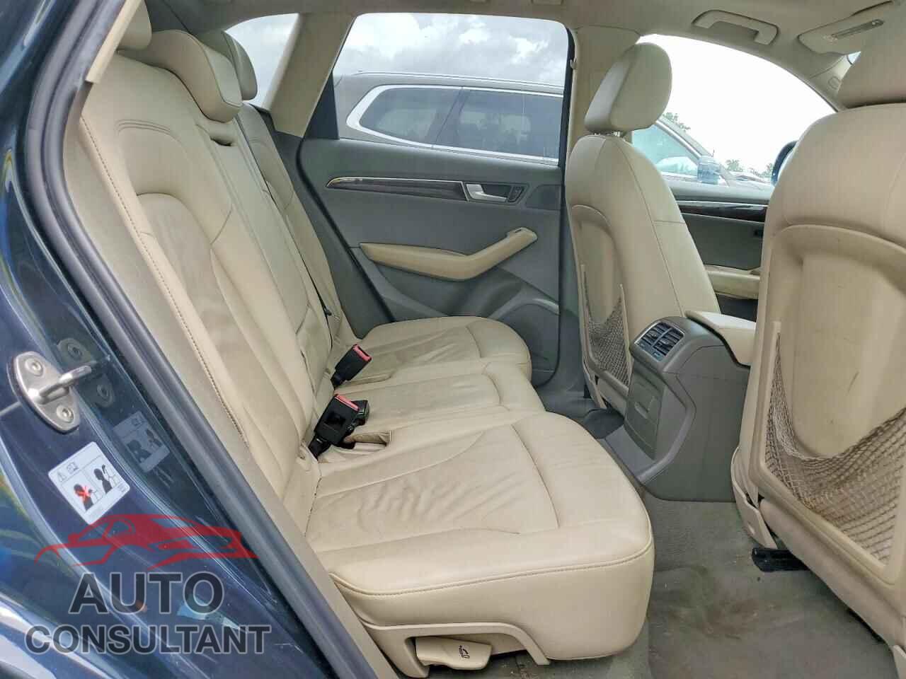 AUDI Q5 2012 - WA1LFAFP2CA057122