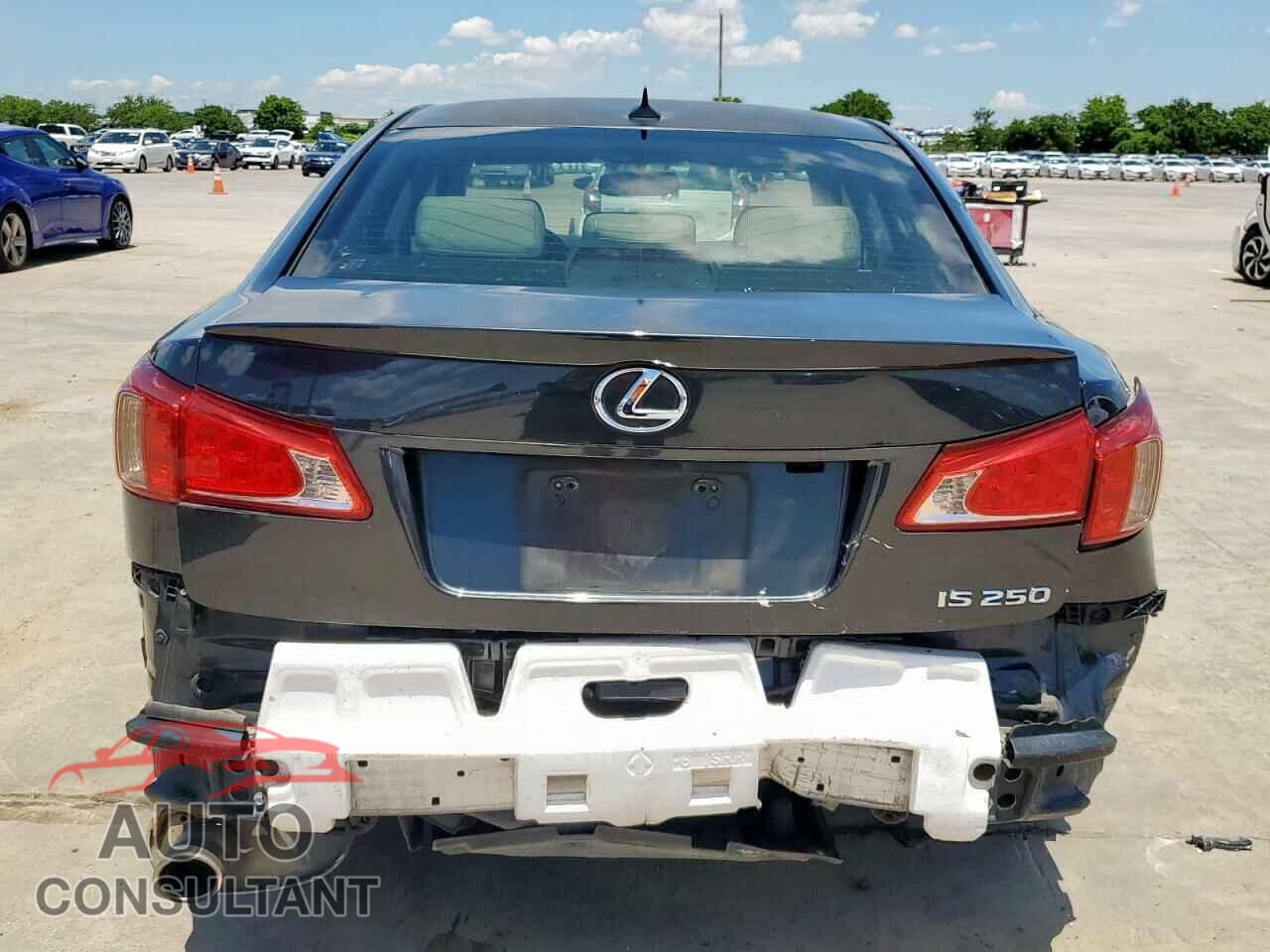 LEXUS IS 2011 - JTHBF5C21B5137549