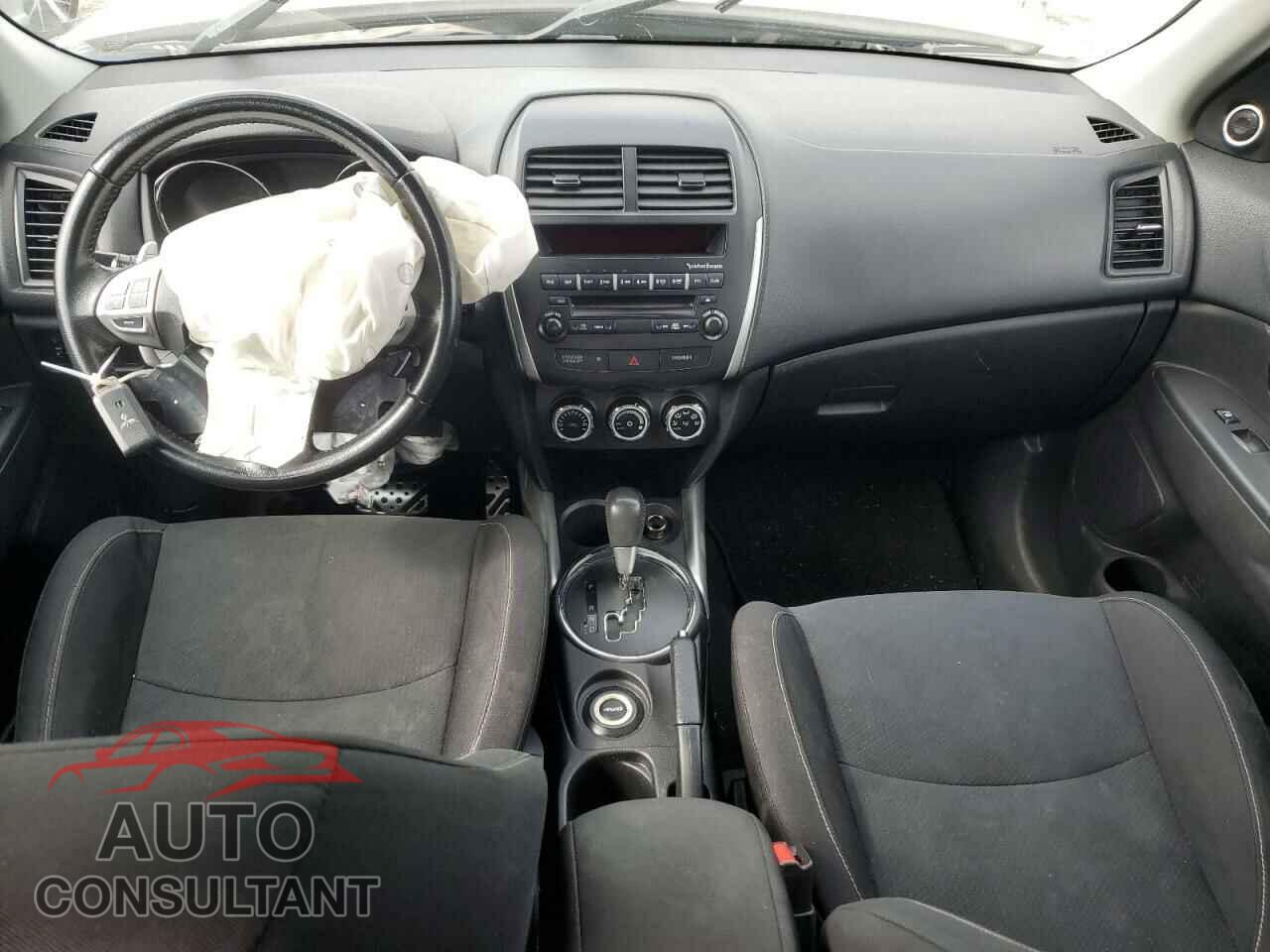 MITSUBISHI OUTLANDER 2013 - 4A4AR5AU1DE020042
