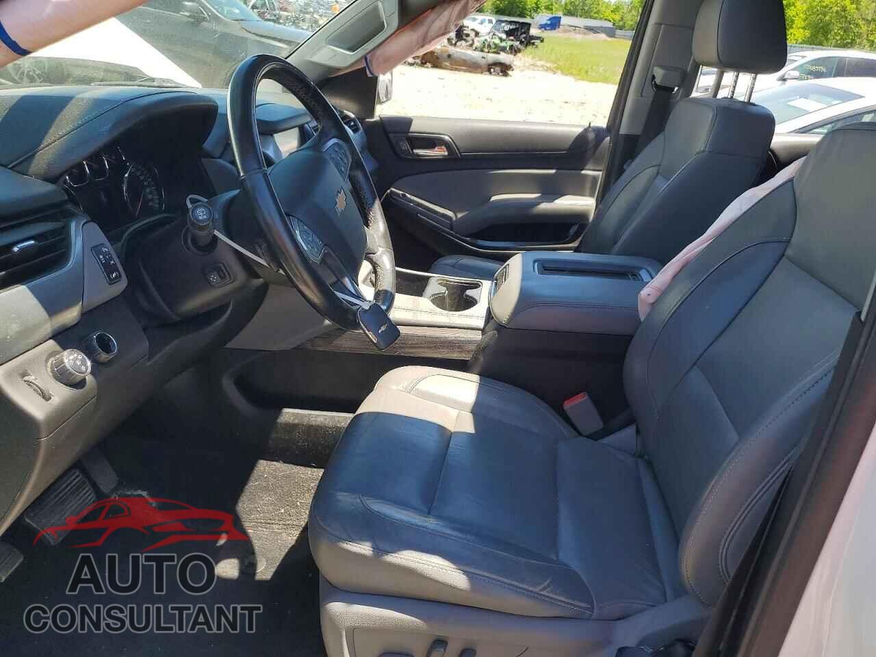 CHEVROLET SUBURBAN 2019 - 1GNSKHKC6KR347329