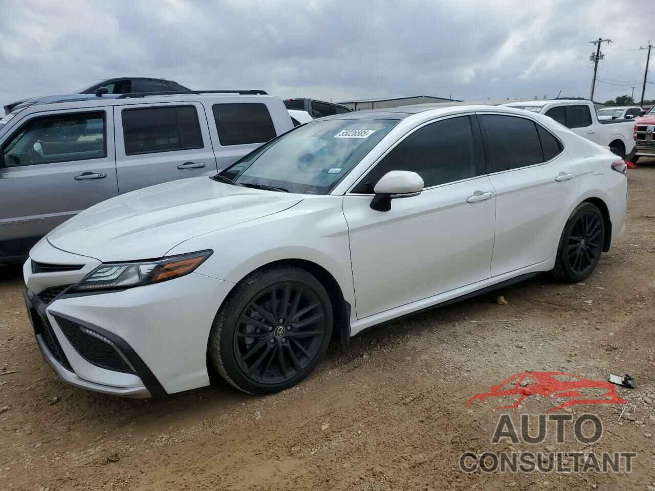 TOYOTA CAMRY 2022 - 4T1K61AK0NU019947